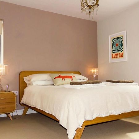 Walton Crescent Panzió Winford Kültér fotó